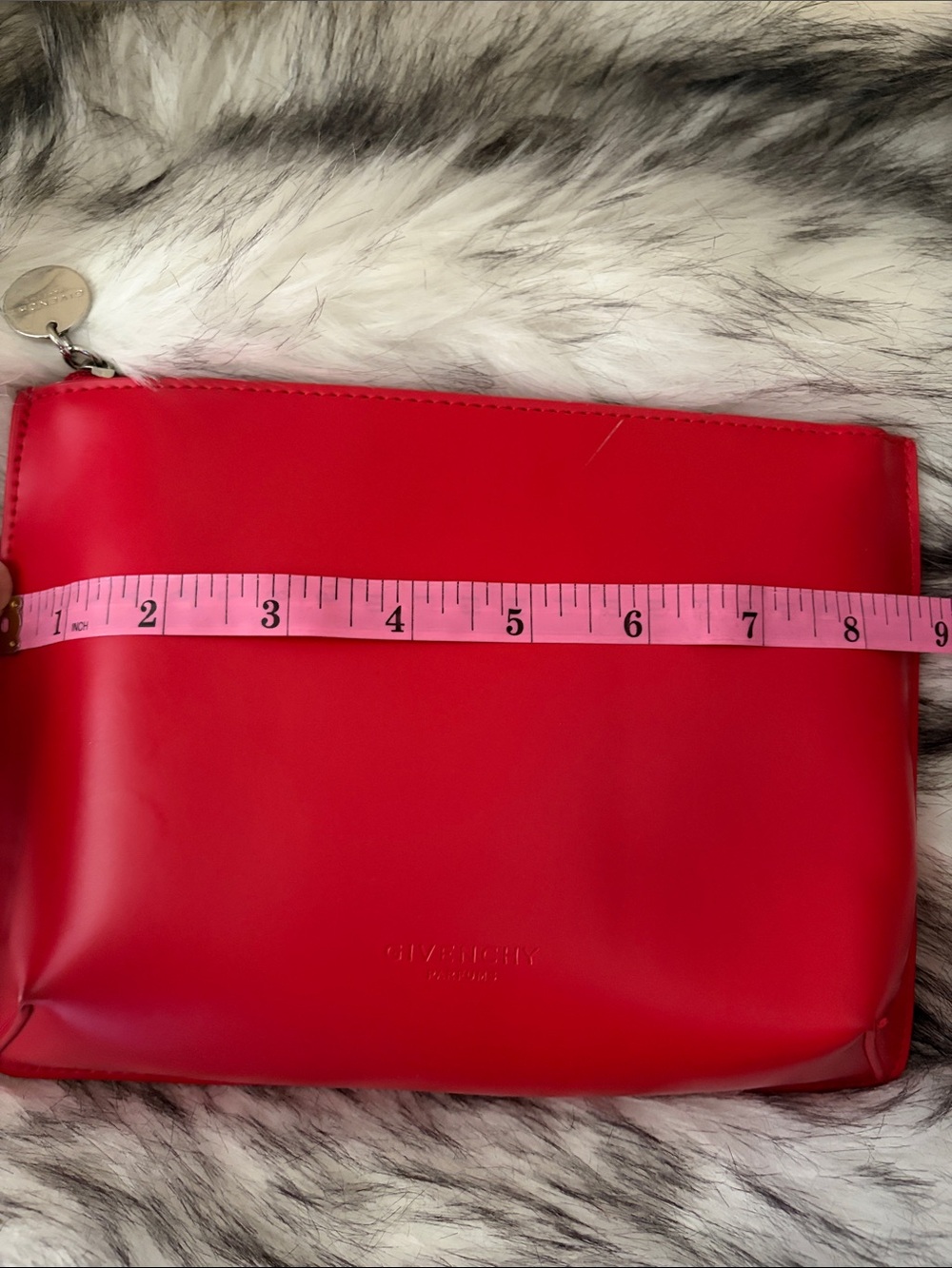 Givenchy parfums Bright Red Faux Leather Cosmetic Pouch & Marie Claire eyeliner - Picture 7 of 11